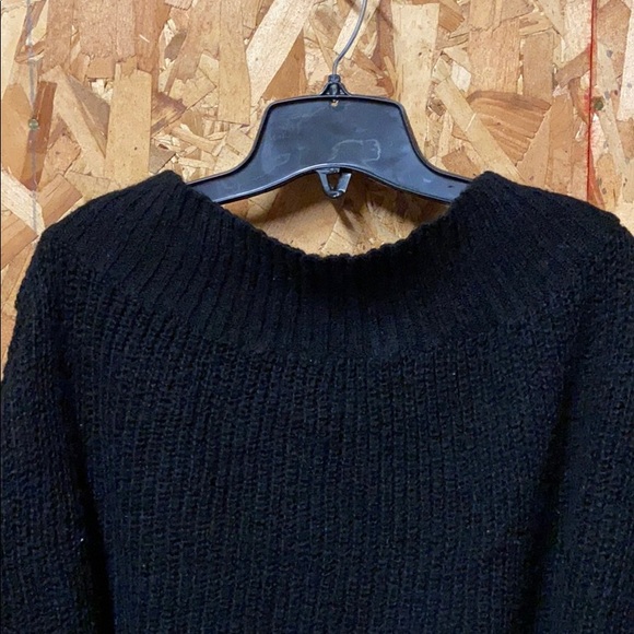 Off the shoulder black sweater - Picture 2 of 2